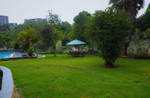 Nairobi Villa | Graff Serenity Homes – Luxury 5-Bedroom Villa with Private Pool and Garden