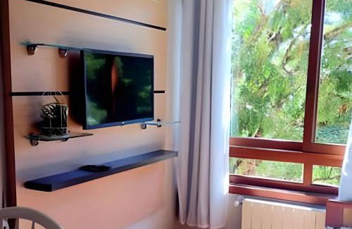 Bairro Lago Negro House | Gramado Apartment on Foot! Air Conditioning, Smart TV, Wi-Fi, Parking.