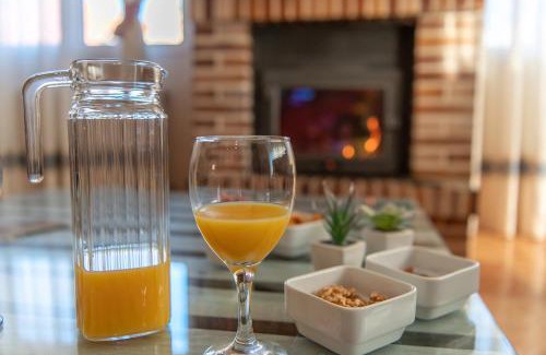 Segovia Apartment | Gran apartamento CON JARDIN a 55 min de Madrid wifi free aparca en la puerta