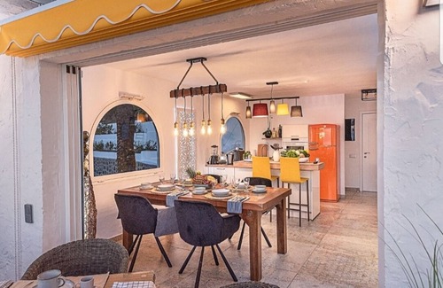 Arguineguin Apartment | Gran Canaria Luxury Apart. With sea Views, Jacuzzi