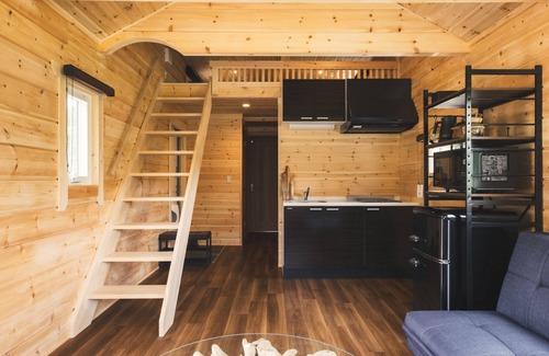 Otari-mura RV Rental | GRAN SUITE Togakushi TRAILER BASE trailer house /Nagano City Nagano