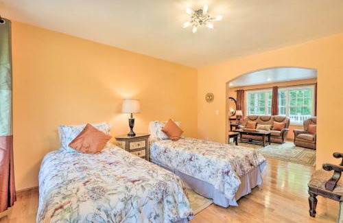 Granby House | Granby Home with Deck Less Than half Mi to Aldrich Lake!