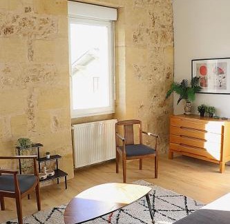 Camblanes-et-Meynac Apartment | Grand appartement lumineux à 20 minutes de Bordeaux - Le Clos Montichamp