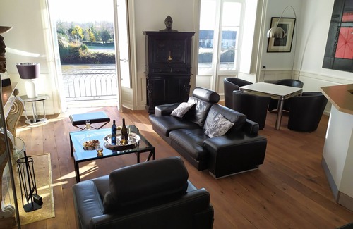 Redon Apartment | Grand Appartement de Charme sur la Rivière