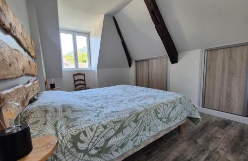 Ayzac-Ost Apartment | Grand appartement vue montagne