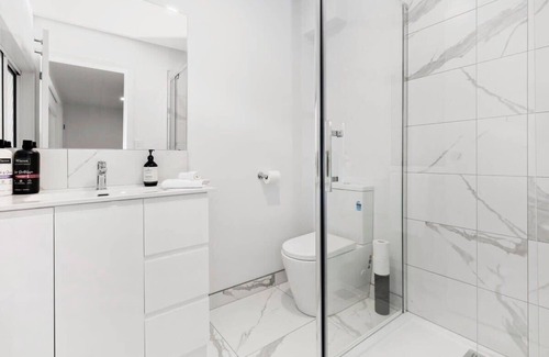 Buninyong House | Grand Buninyong Heritage -VIC Terrace Close to All