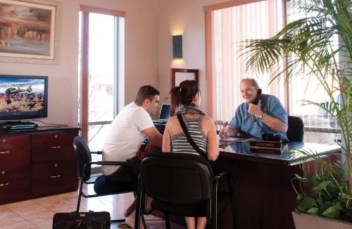 Tusayan Hotel | Grand Canyon Plaza Hotel-South Rim