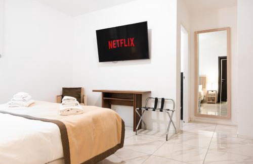 Santo Stefano House | Grand Central Room