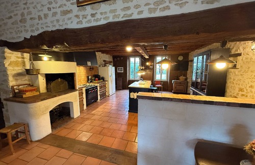 Rioux House | Grand gîte Les Brousses, Haven of peace