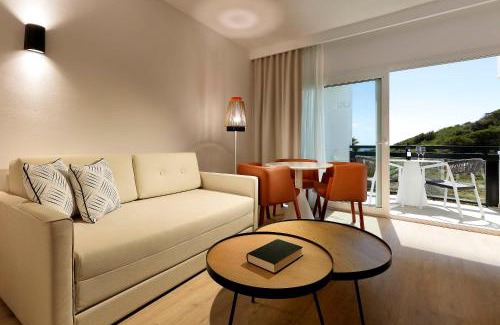 Sant Jordi de Ses Salines Hotel | Grand Palladium Select Palace Ibiza - All Inclusive