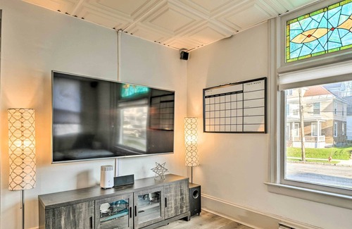 Schenectady Apartment | Grand Schenectady Apt w/ Home Theater System!