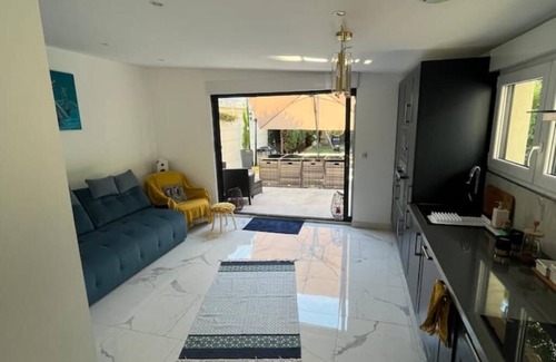 Villejuif Cabin | Grand Studio de lux Avec Ouverture sur Terrasse
