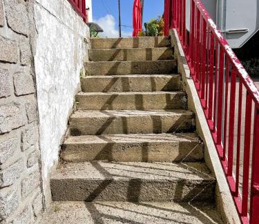 Gien-sur-Cure Apartment | Grand studio spacieux