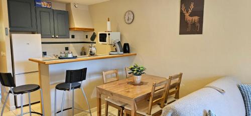 Barcelonnette Apartment | Grand Studio Tout Confort pour 3 personnes Linge en option