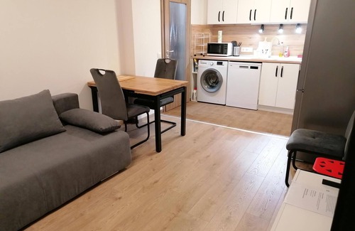 Sofia City Center Apartment | Grand T2 Centre Sofia Clim Terrasse Métro à 2 min