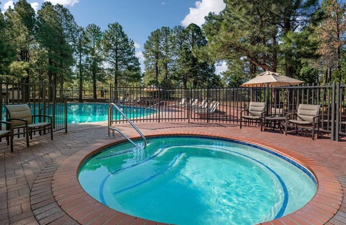 Flagstaff Hotel | Grand Two Queen Beds at Little America Hotel w/Private Nature Trail Access