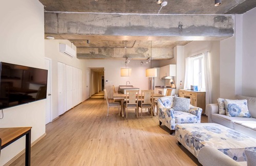Pietermaai District Apartment | Grand Urban Elegance - City Center Luxury