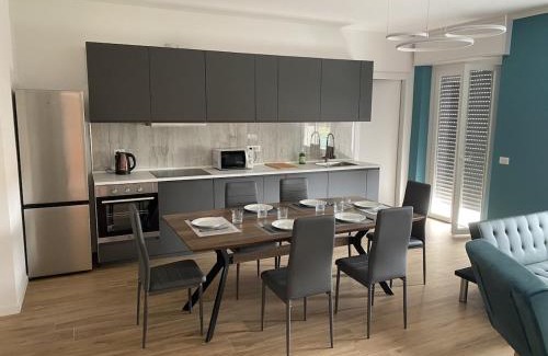 Cantu Apartment | Grande Appartamento familiare - 3 camere 3 bagni - P1