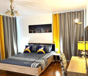 Quartier de la Chapelle House | Grande Chambre ARENA