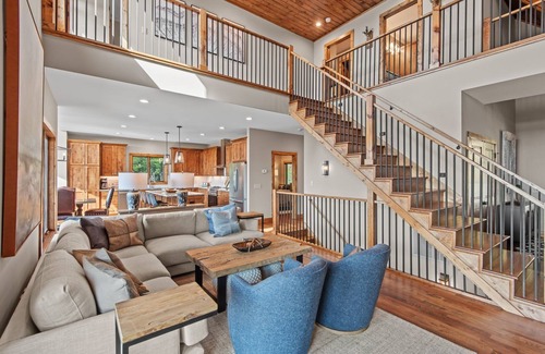 Sugar Mountain House | Grandview Pointe - Luxury on Sugar, hot tub, game room