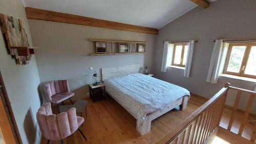 Saint-Jean-Roure House | Grange De Sagne maison et table d hôtes avec dîner sur réservation