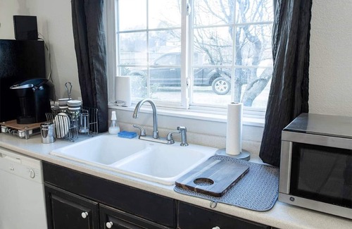 Southlake House | Grapevine,Private, FastWiFi,KingTempurpedic