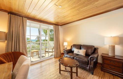 Marathon Hotel | Grassy Flats Resort & Beach Club