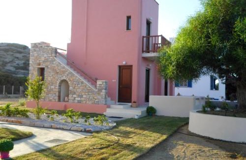 Agios Prokopios Apartment | Gratsias Luxury Apartments Naxos