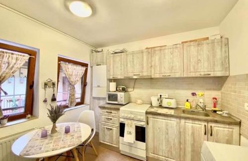 Old City Apartment | Grazia Apartment