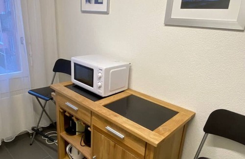 Muhlebach Apartment | Great 2 BR flat in the city center (Mainau 12)