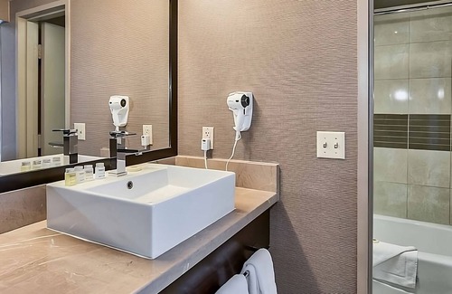 Downtown Las Vegas Hotel | Great Location! 2 Convenient Units, Fremont Street is Right Across The Street