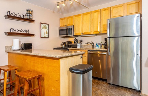 Kihei Condo | Great Location! Steps to Best Beach!