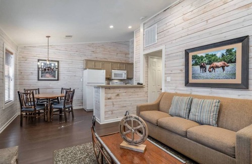 Conroe Apartment | Great Place 2BD/2BA + Pool
