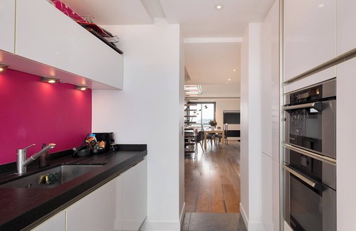 Arsenal Apartment | Great top floor with Eiffel Tower view and roof top in the heart of Paris