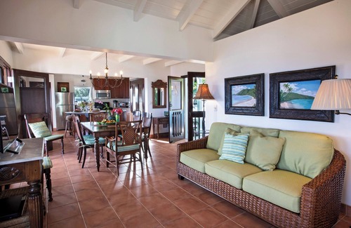 Maho Bay Quarter House | Great Turtle Villa ~ located in Coral Bay with pool & SOLAR
