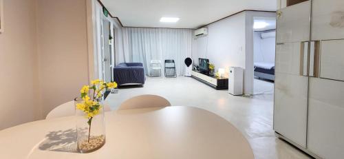 Seogyo-dong Apartment | Great View Apartment