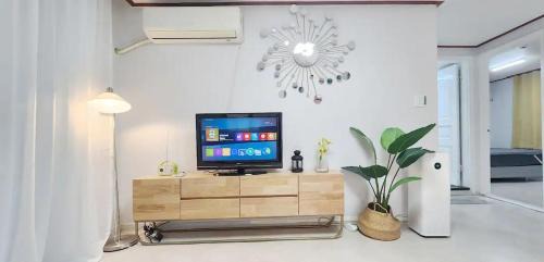 Seogyo-dong Apartment | Great View Apartment