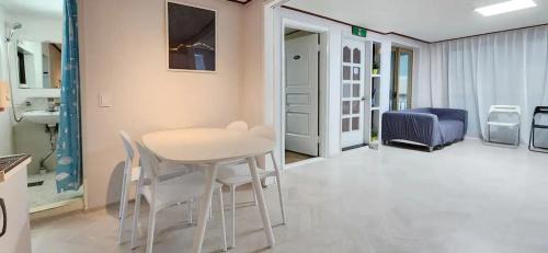 Seogyo-dong Apartment | Great View Apartment