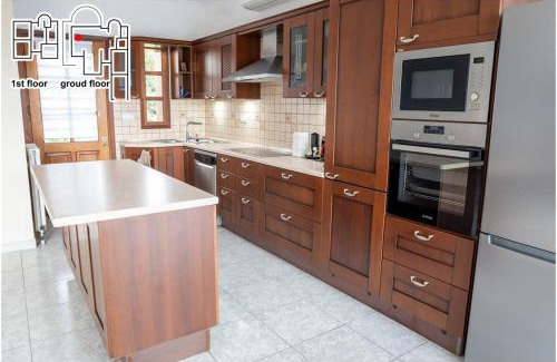 Krinidhes House | Great Villa Philipi