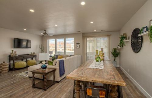 Washington House | Greater Zion 9 Bedroom Combined Homes 2302-2298