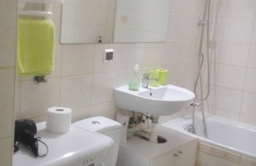 Krowodrza Apartment | GREEN APARTAMENT - 2 bedrooms, equipped kithen, bath, LAN and freeWiFi, cable TV