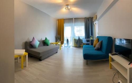 Bucharest Apartment | green Apartment 96