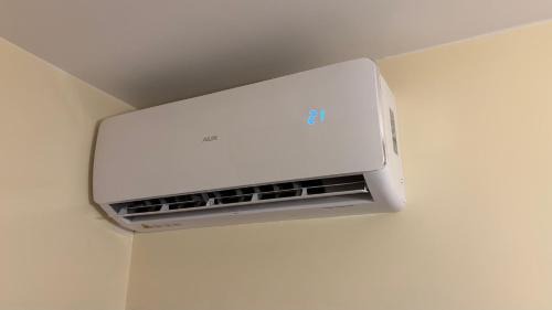 Bemowo Apartment | Green District 2BR AirConditioned P by BookingHost