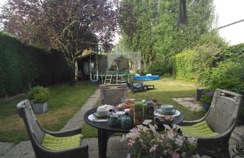 Torhout House | Green garden