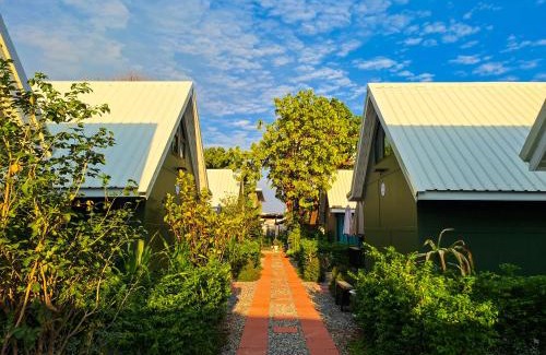 Nakhon Phanom Bed & Breakfast | Green Garden House กรีนการ์เด้นเฮ้าส์ นครพนม
