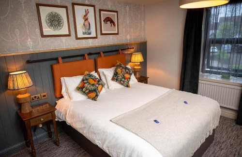 Old Harlow Hotel | Green Man by Chef & Brewer Collection