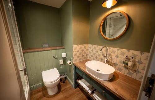 Old Harlow Hotel | Green Man by Chef & Brewer Collection