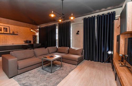 Chisinau Apartment | Green Park & Lakeview Apartment