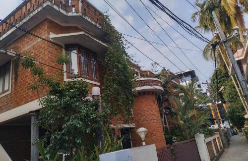 Kaloor House | Green Residence