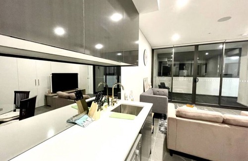 Wentworth Point Apartment | GREEN Skyline View2BR close to Easter Show